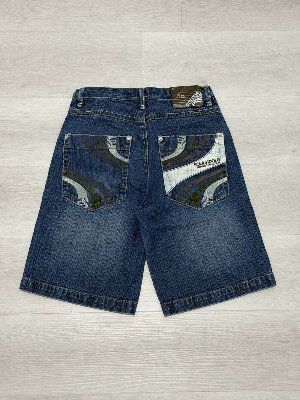 Vintage Y2K Southpole Skater Baggy Embroidered Denim Jorts Size 28